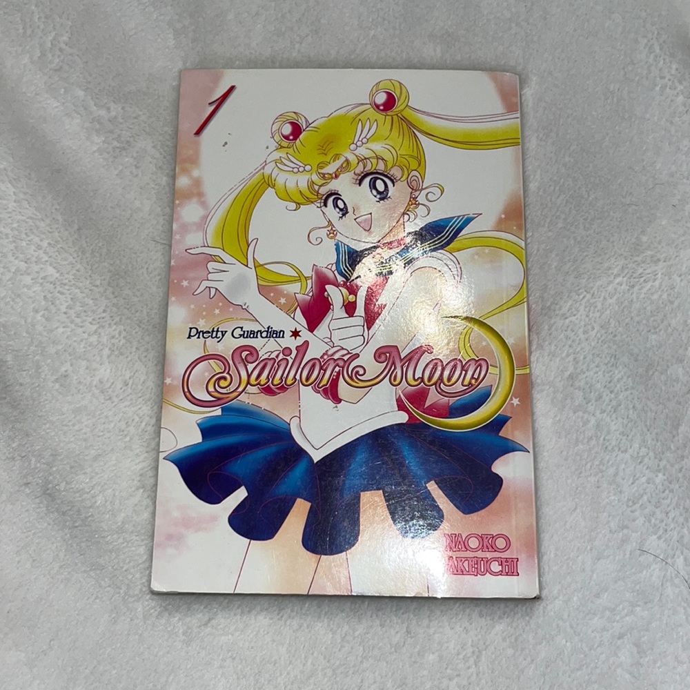 Pretty Guardian Sailor Moon Manga 1 by Naoki Takeuchi
